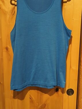 Lululemon Men's Metal Vent Tech Muscle Tee/Tank Blue Sz Large